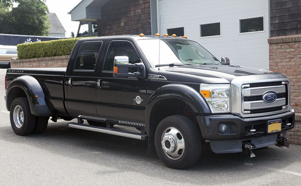 2014 Ford F-450 Super Duty Crew Cab Platinum